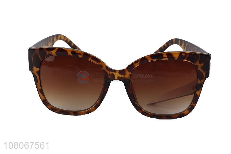 China products UV400 protection fashion leopard print sunglasses