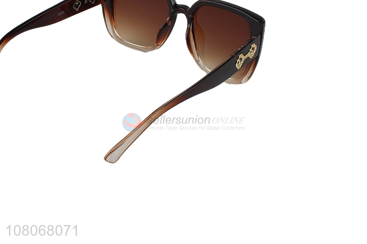 Good quality luxury sunglasses plastic frame sunglasses for women