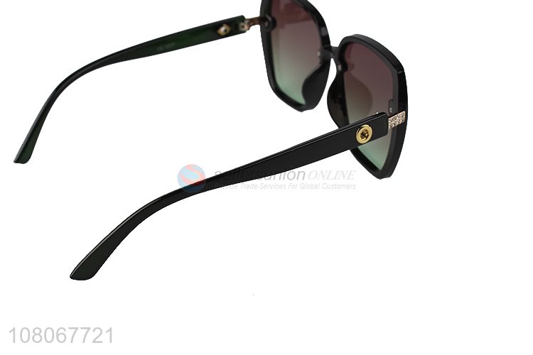 China supplier summer plastic sunglasses outdoor polarized sunglasses