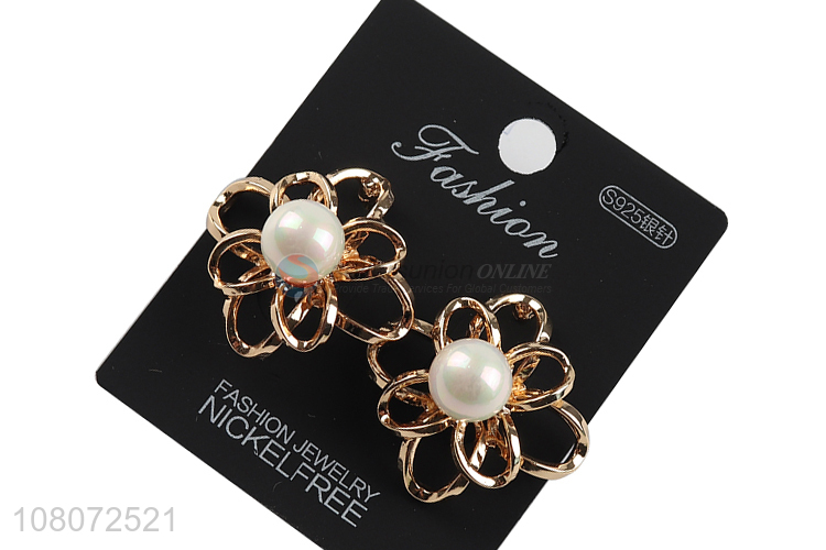 Popular products women metal earrings with pearls