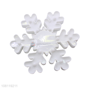 Yiwu wholesale white creative snowflake decoration for home