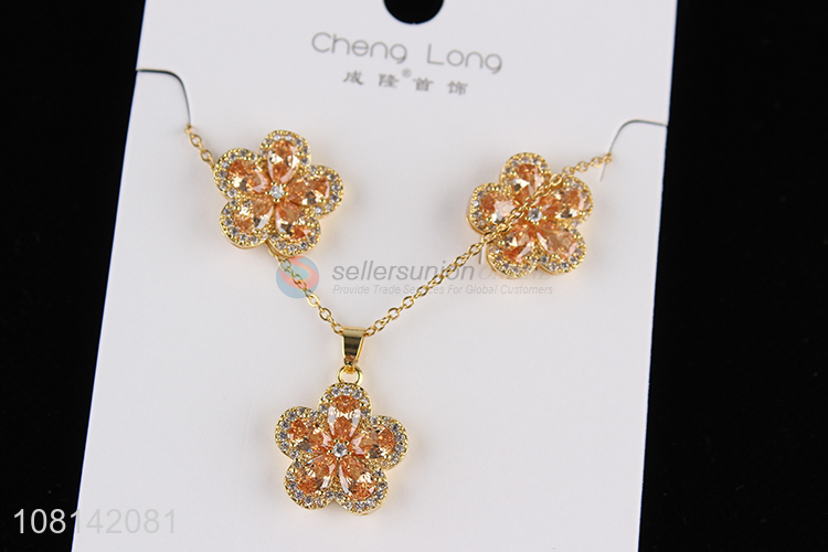 Hot sale colored rhinestone flower pendant necklace and earring set