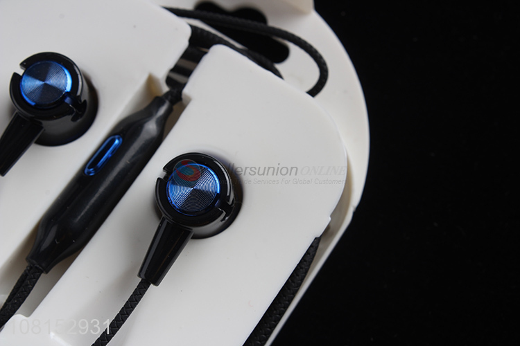 Latest products cool design wired mobile phone headset