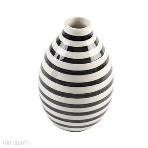 Good quality living room table decoration striped ceramic vases