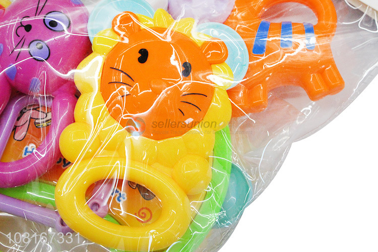 Yiwu direct sale cartoon animal teether rattle set for babies