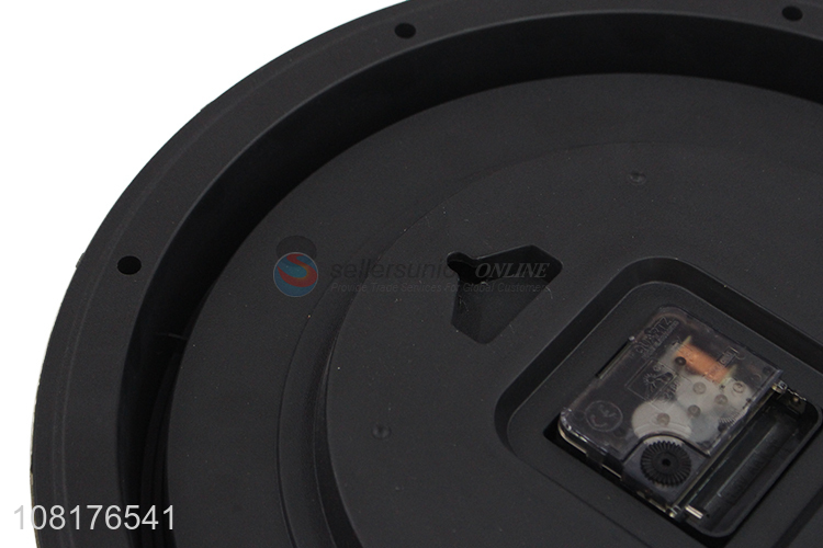 China factory silent non-ticking round analog plastic quartz wall clock