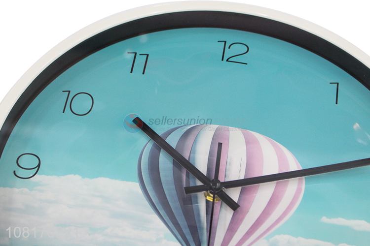 Best price hot air balloon round plastic wall clock home decor