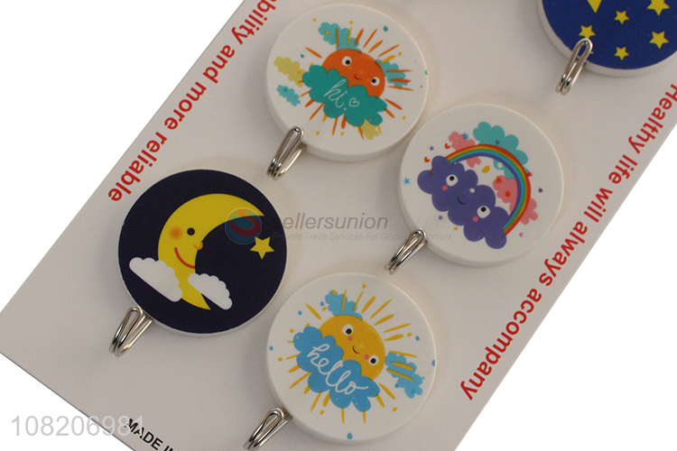 Yiwu factory round plastic sticky hooks with top quality