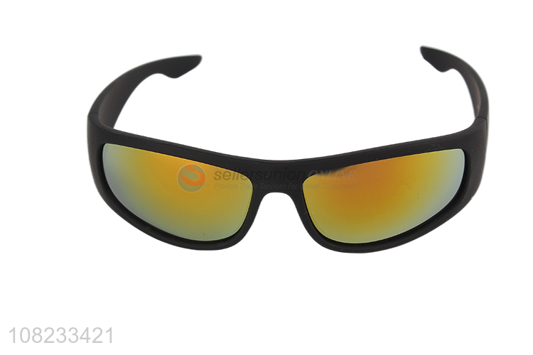 Yiwu wholesale fashion outdoor sunglasses for men