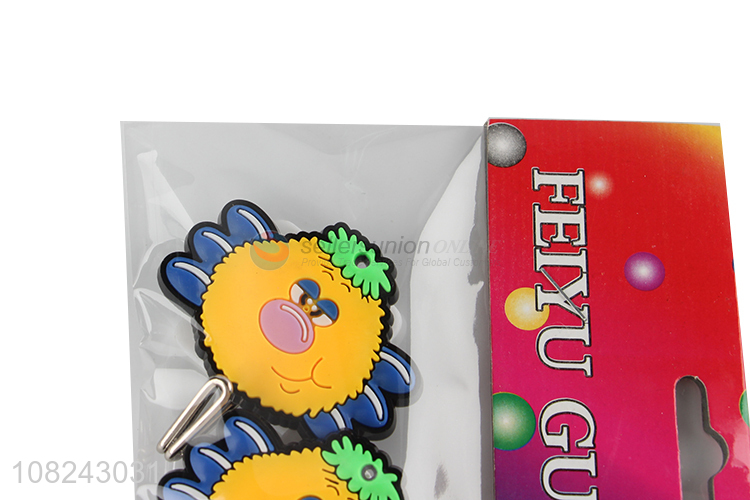 Good quality 2 pieces wall hanging hooks cartoon sticky hooks