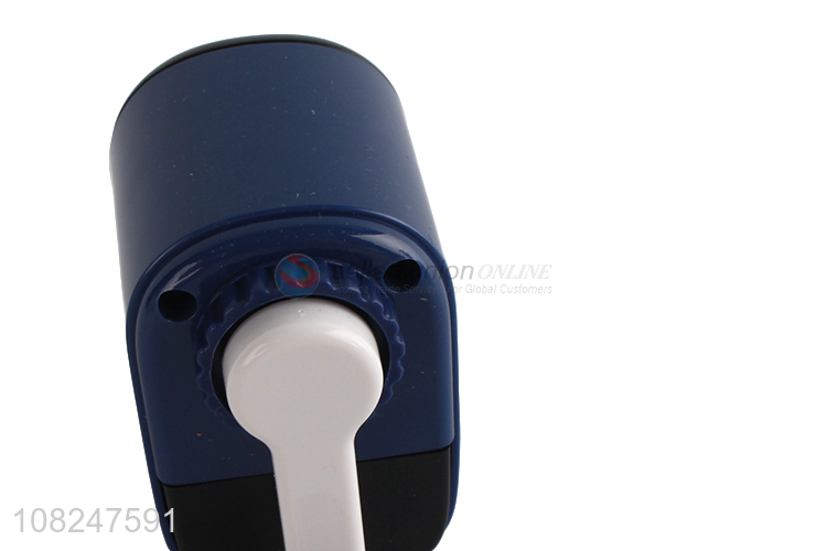 Hot selling durable plastic manual pencil sharpener for colored pencils