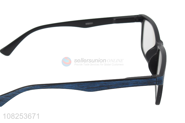 Yiwu market lightweight fashion reading glasses presbyopic glasses