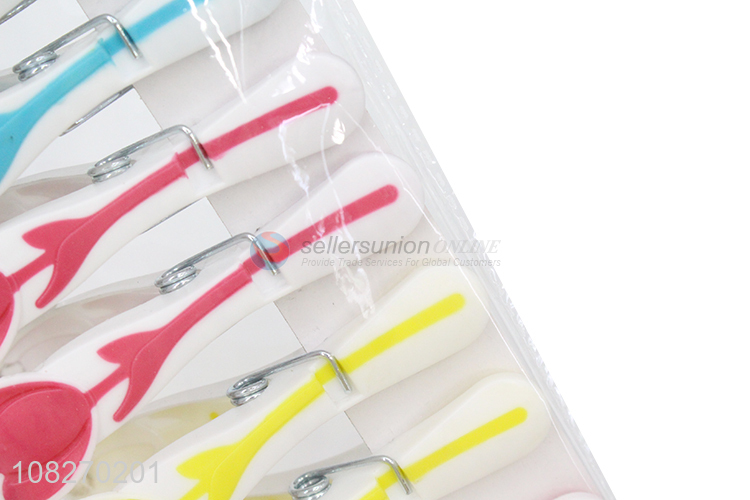 New Design Flower Shape Clothes Clip Soft Grip Pegs