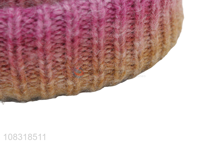 Yiwu market thicken knitted cap fashion beanie for autumn winter