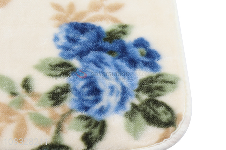 Yiwu Wholesale Classic Printing Cushion Flannel Cushion