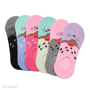 Hot selling fashion ladies socks creative short socks