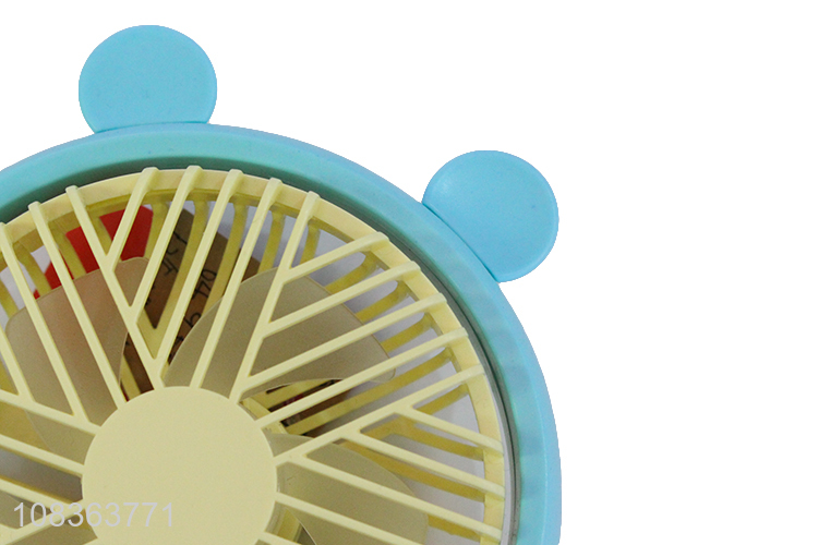 Wholesale mini rechargeable desk fan for indoor outdooor travel