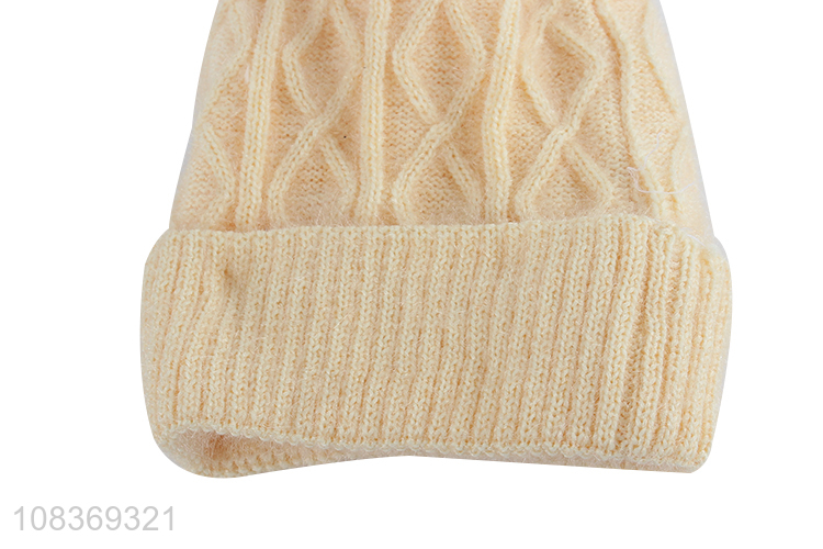 Yiwu wholesale girls winter warm fashion knitted hats