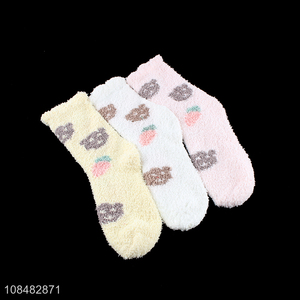Wholesale fashionable thick fluffy warm coral fleece sleeping socks