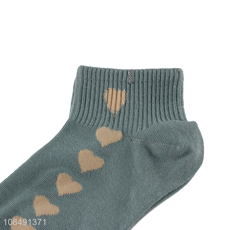 Good quality heart pattern women casual fashion short socks