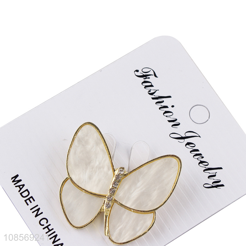 China imports luxury shell butterfly brooch alloy brooch pin