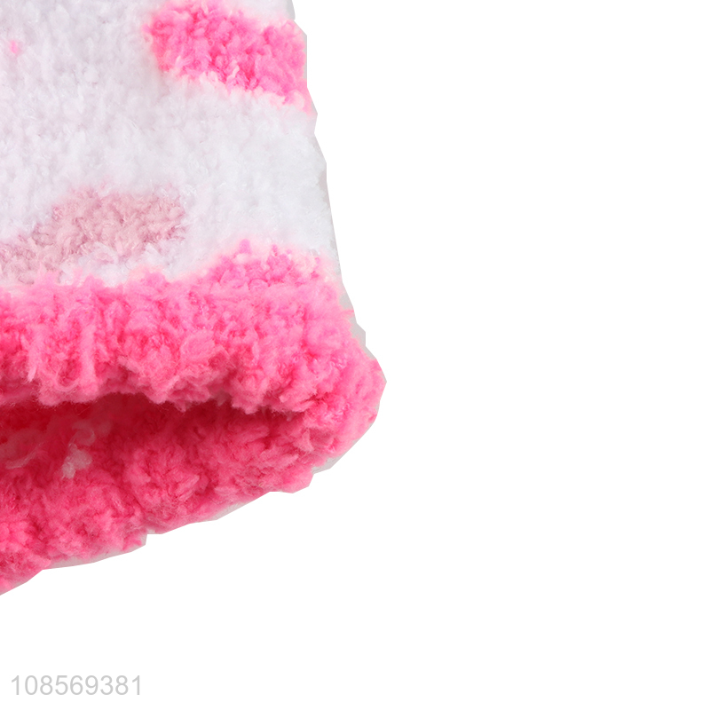 Factory supply heart pattern thickened plush cotton socks