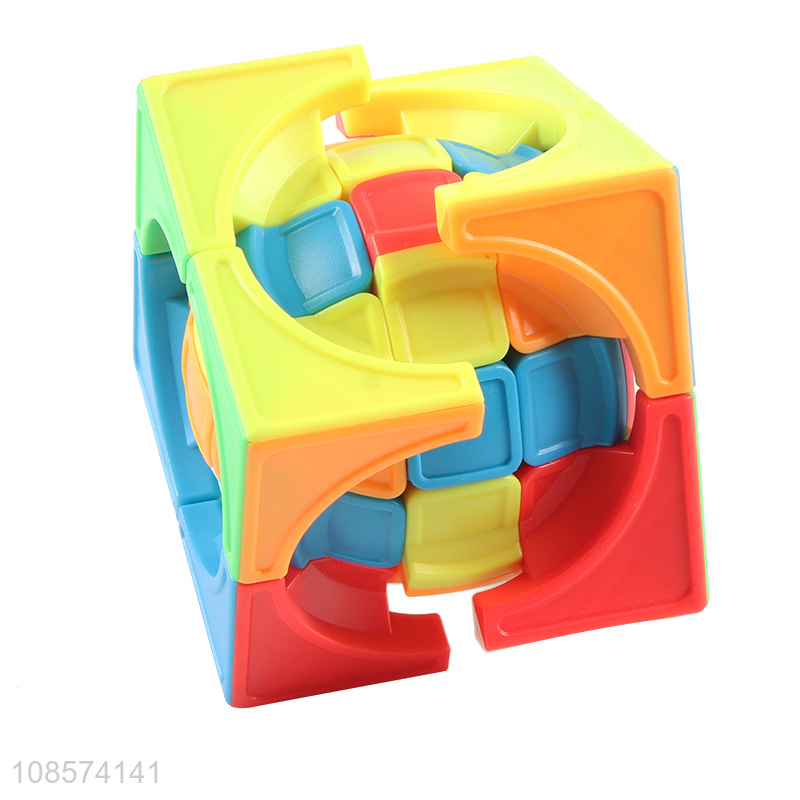 Wholesale educational toy flexible rotation magic cube