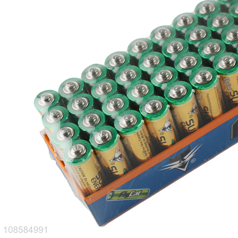 Factory supply 4 pieces 1.5V AA carbon-zinc batteries