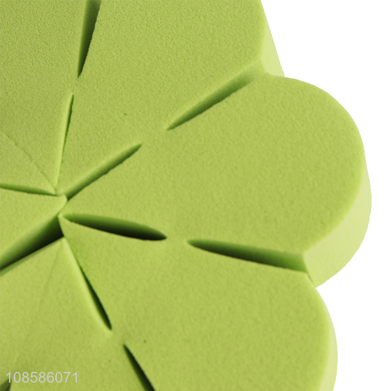 Factory supply green washable makeup puff cosmetic sponge