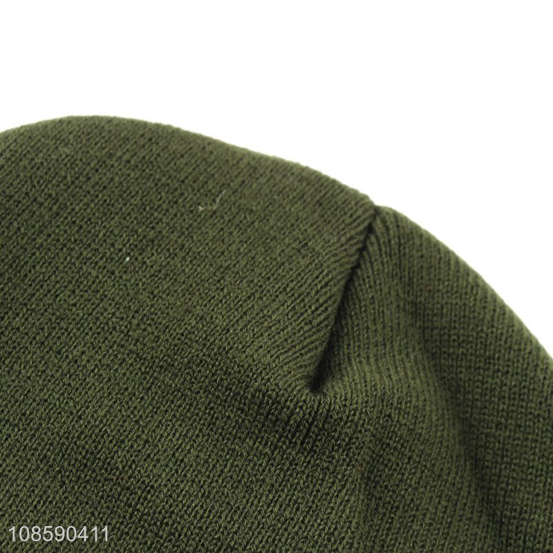 Wholesale unisex winter cuffed skull cap beanie hat with patch