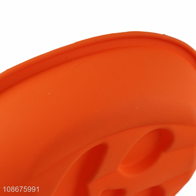 Hot selling food grade silicone Halloween pumpkin cake molds