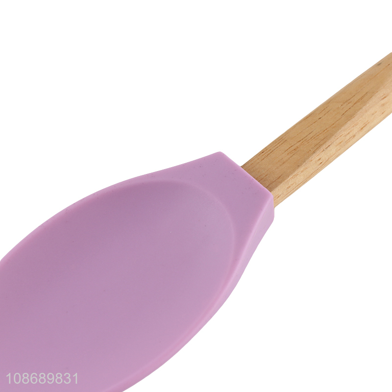 Wholesale heat resistant food grade silicone basting spoon with bamboo handle