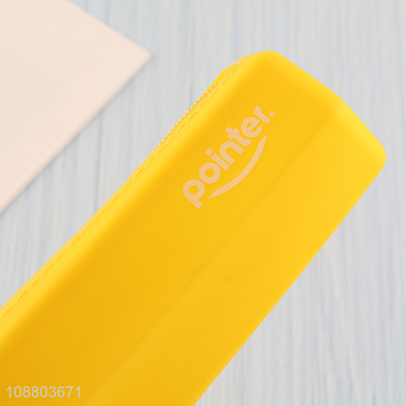 Good quality cute pencil shaped silicone pencil box