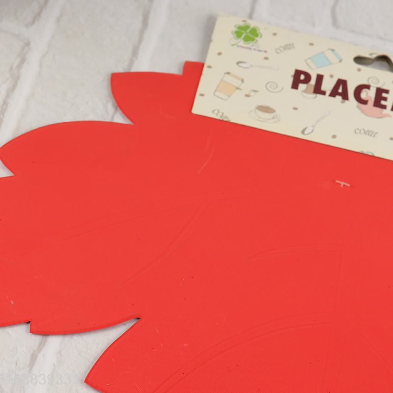 Low price leaves shaped non-slip dinner mat place mat
