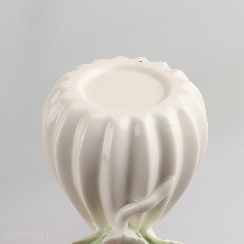 Wholesale Floral Design Ceramic Vase for Mantel Entryway Shelf Decor