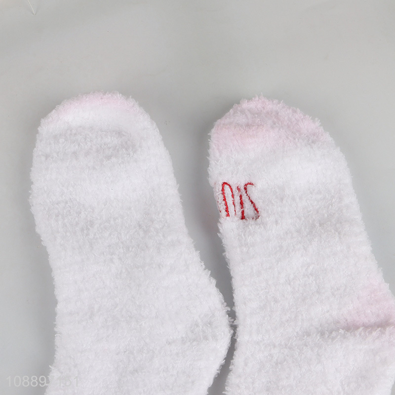 Yiwu market white polyester fuzzy winter socks tube socks
