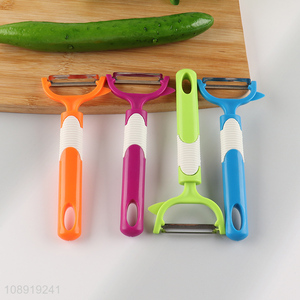 Yiwu market multicolor vegetable peeler fruit peeler for sale