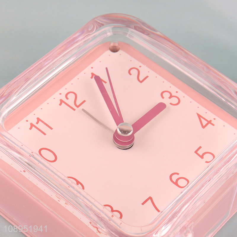 Hot Sale Square Battery Operated Analog Alarm Clock for Kids