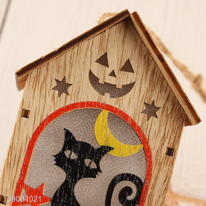 New product LED Halloween Wooden House Ornaments for Halloween Party Decoration