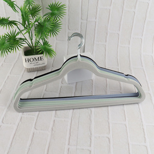 New Arrival Flocking Clothes Hangers Velvet Clothes Hangers for Men