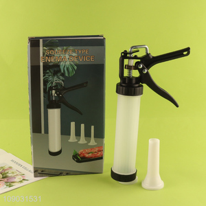 Online wholesale kitchen gadget squeeze type enema device for household