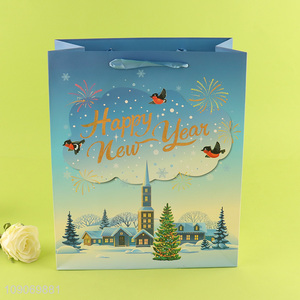 Yiwu market happy new year gifts packaging <em>paper</em> <em>bag</em> for sale