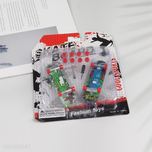New arrival creative mini fingerboard skateboard toy for sale
