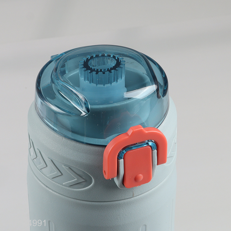 Factory Supply 580 680ML Plastic Water Bottle with Flip Top Lid & & Tea Filter