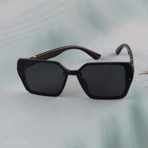 China factory black fashion plastic frame <em>sunglasses</em> for men women