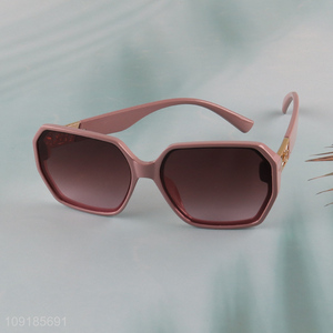 Yiwu market men women plastic frame <em>sunglasses</em> polarized <em>sunglasses</em>