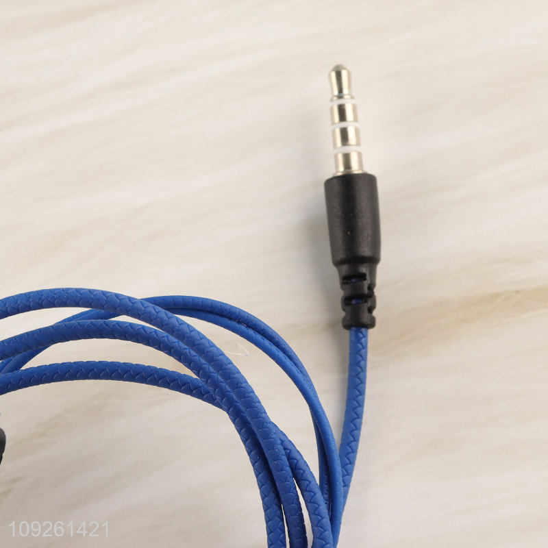 China Wholesale Stereo In-Ear Wired Headphone for Mobile Phones Laptops