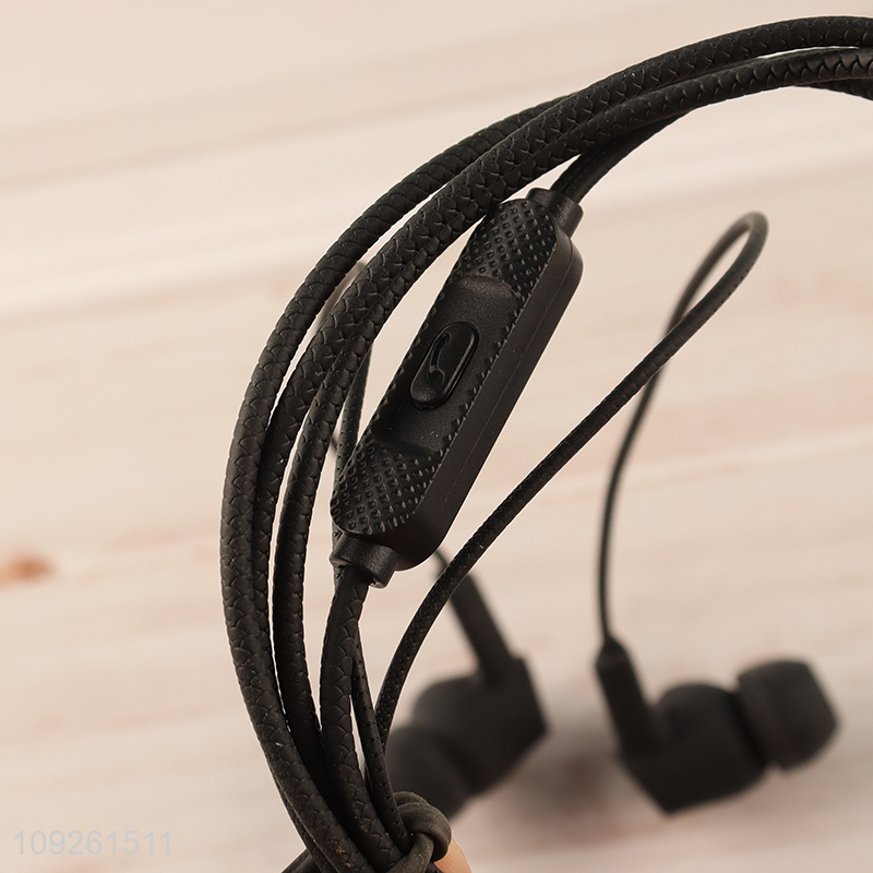 China Wholesale Wired Earbuds Stereo In-Ear Headphones for Smart Phones
