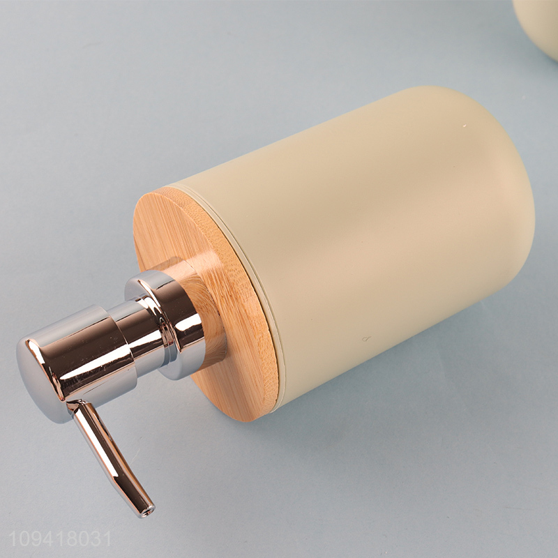 High Quality Round Bamboo Lid Bathroom Accessory Set