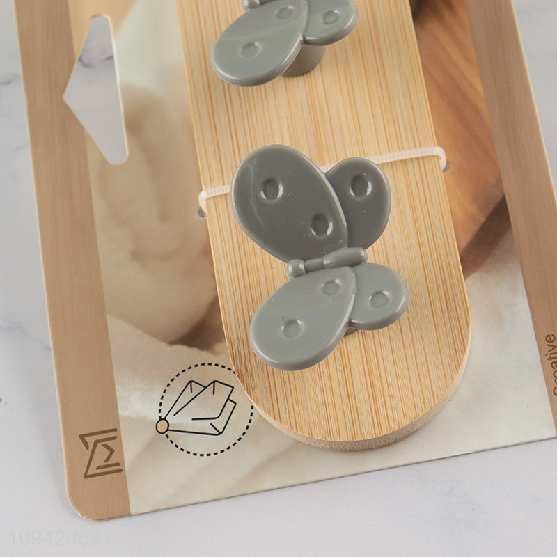 Wholesale Decorative Butterfly-Shaped Sticky Hook